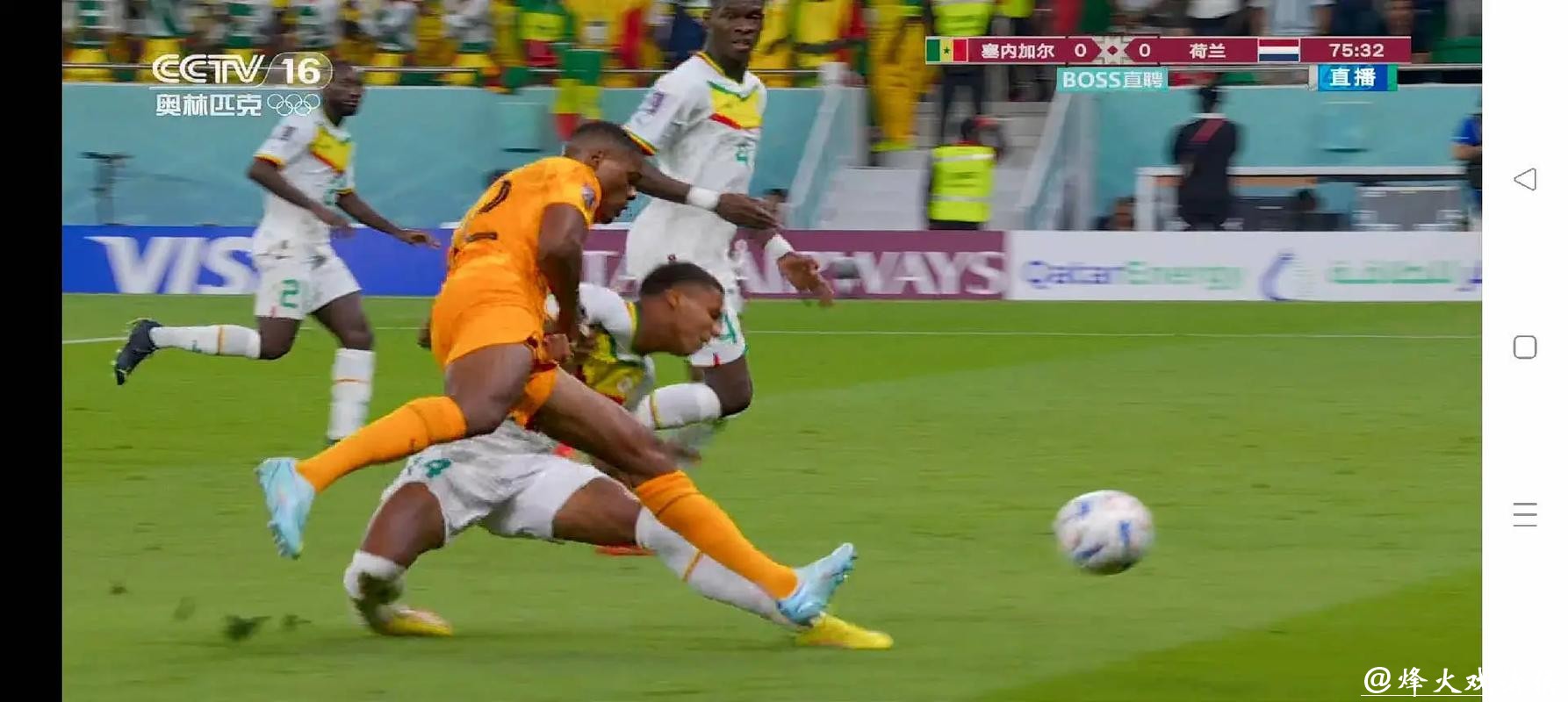 世界杯直播与社交媒体互动，热议赛事焦点